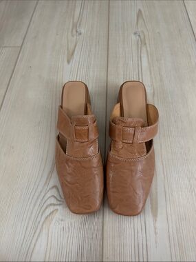 Women’s Tan Slip-On Leather Mules